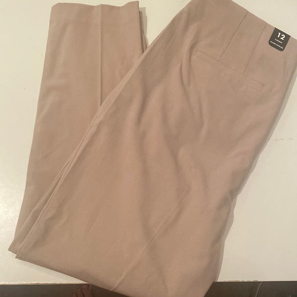 Beige pant - Picture 3 of 5
